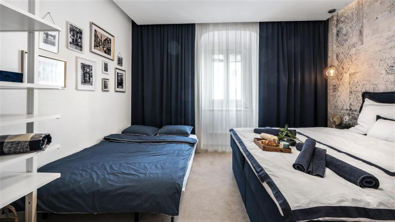 New Design & High Standard Apt From 16Th Century In Old Town-Free Parking Братислава Экстерьер фото